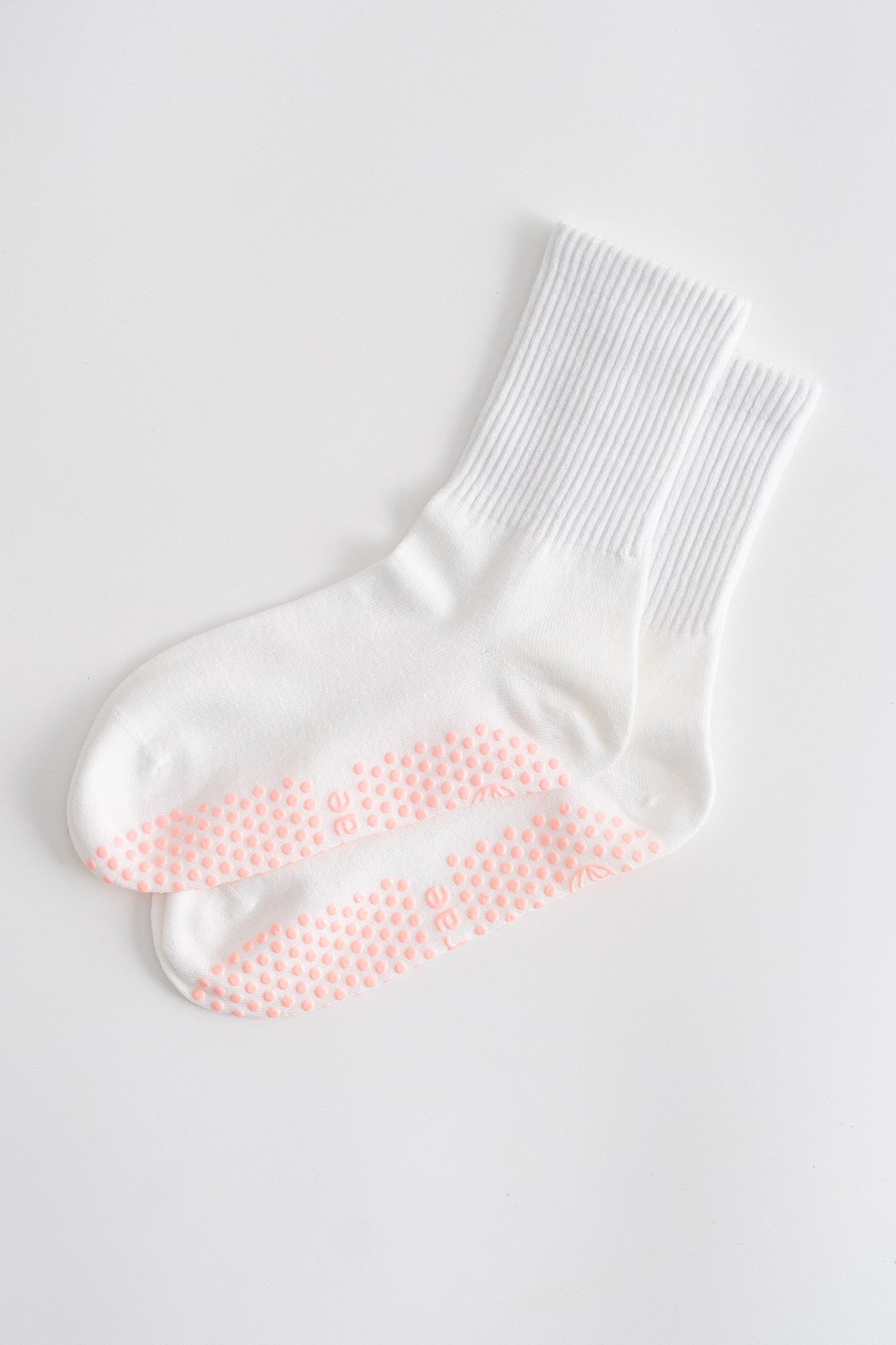 terrae Crew Grip Socks White