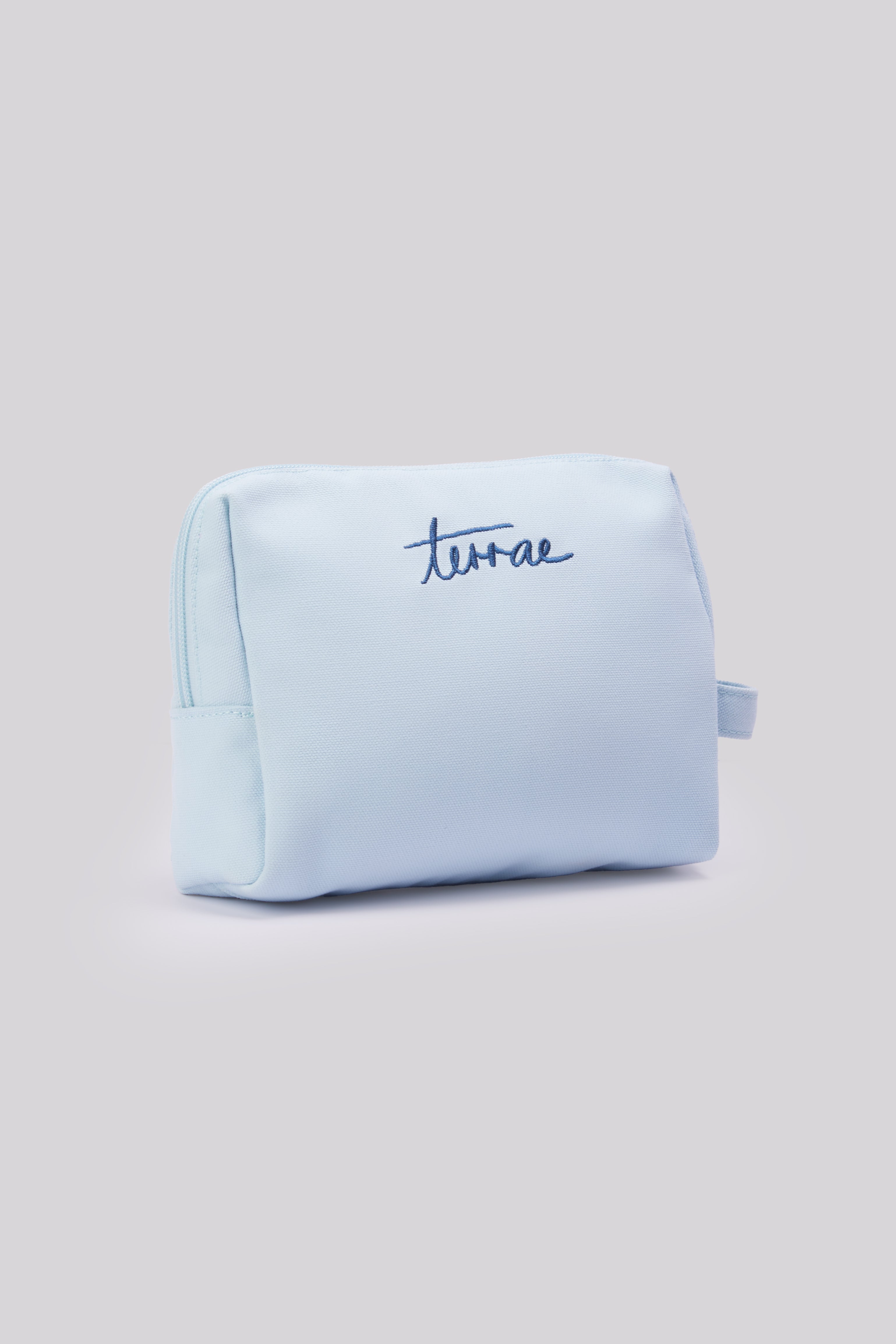 (PRE-ORDER) terrae Essentials Pouch in Mint Blue