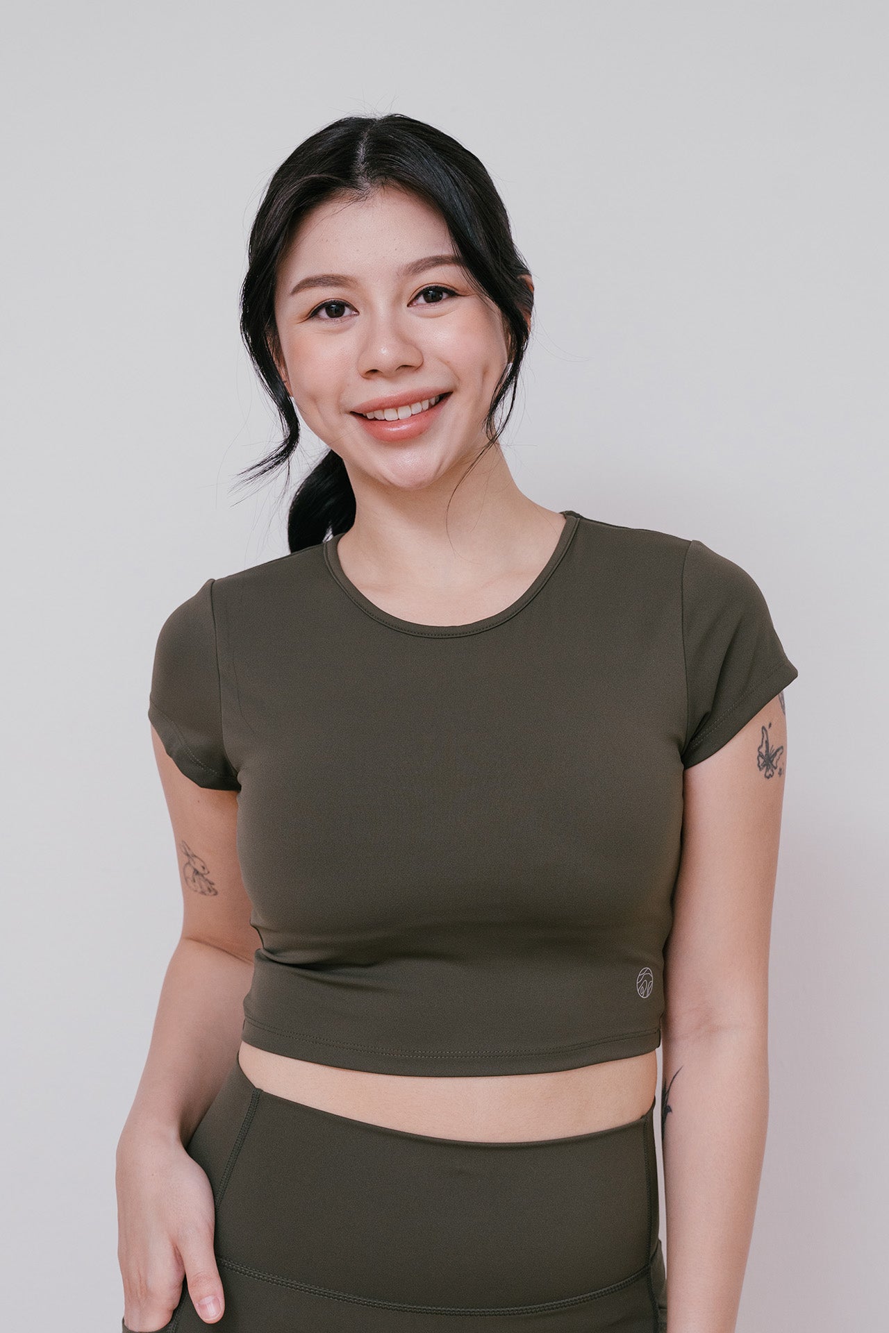 All Day Cropped Tee with Bra Willow