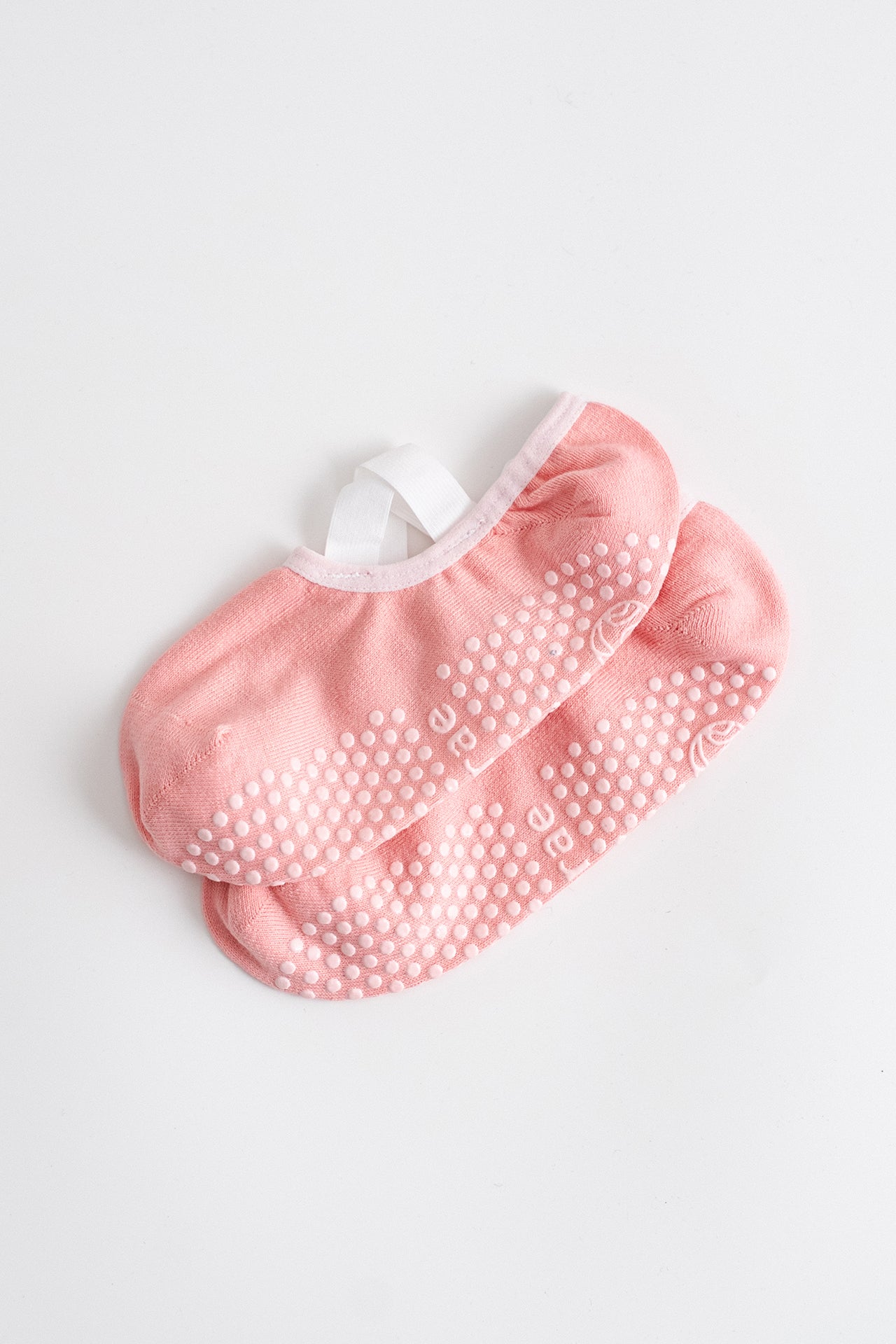 terrae Cross Grip Socks Heartcore Pink