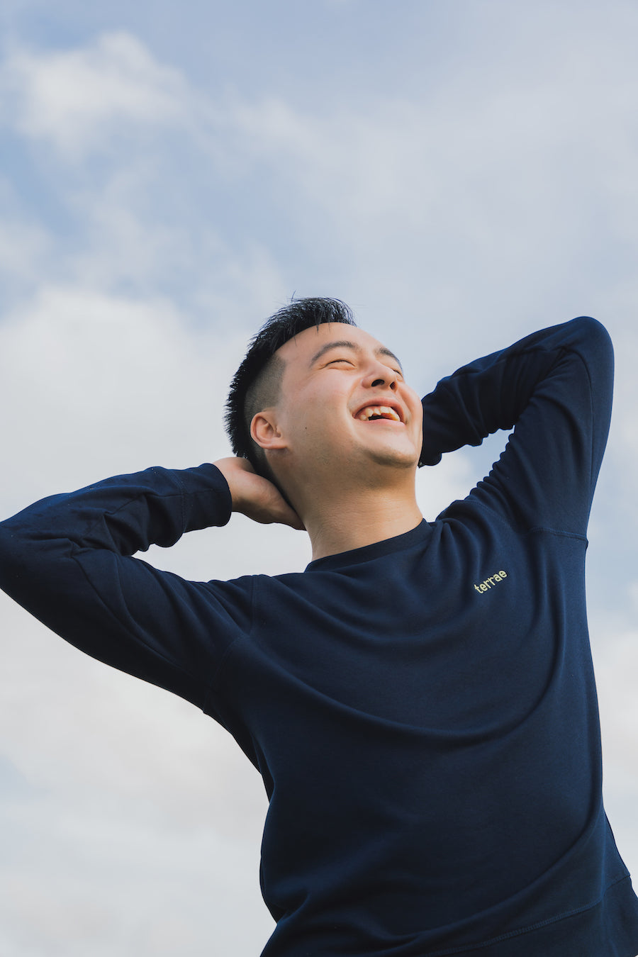 Essential Sweatshirt Navy